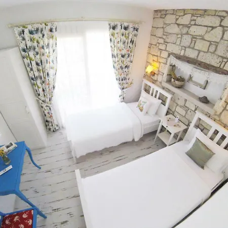 Morisi Butik Otel Alaçatı