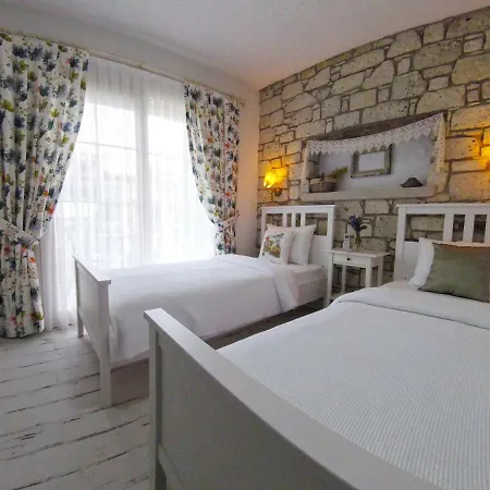 Morisi Butik Hotel *